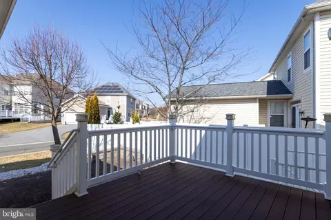 Exterior - 9814 Traver St, Bowie, MD 20721 photo 4 of 4