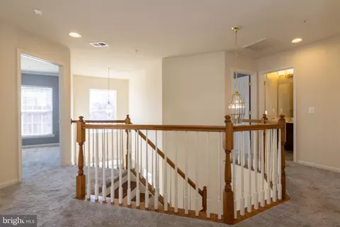 Entry Way - 9814 Traver St, Bowie, MD 20721 photo 12 of 16
