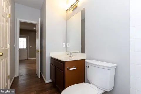 Entry Way - 9814 Traver St, Bowie, MD 20721 photo 14 of 16