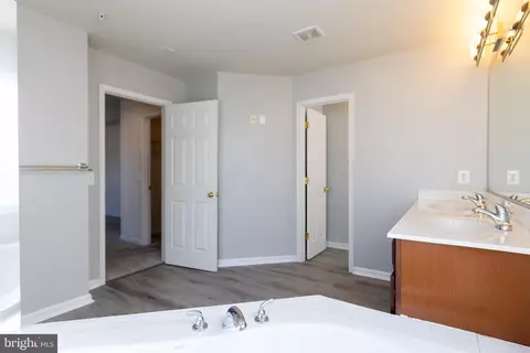 Entry Way - 9814 Traver St, Bowie, MD 20721 photo 9 of 16