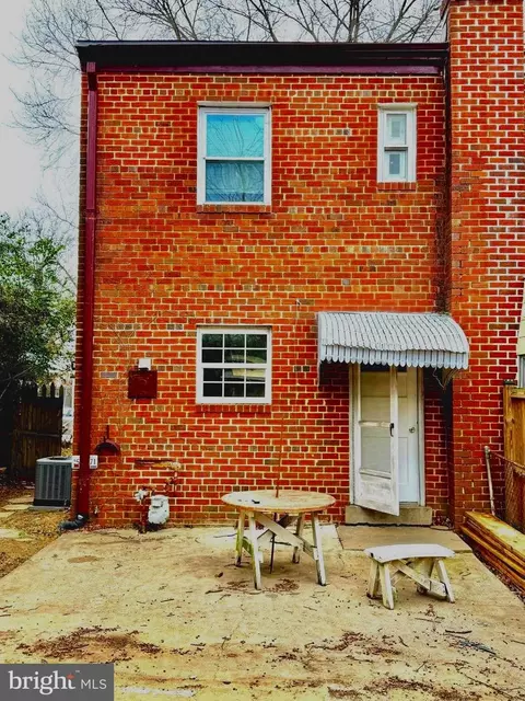 Exterior - 8404 12th Ave, Silver Spring, MD 20903 photo 3 of 4