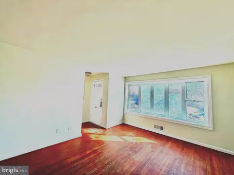 Living - 8404 12th Ave, Silver Spring, MD 20903 photo 1 of 7