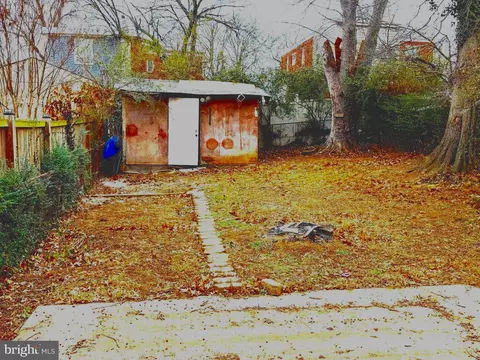 Exterior - 8404 12th Ave, Silver Spring, MD 20903 photo 4 of 4