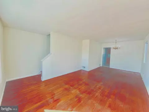 Living - 8404 12th Ave, Silver Spring, MD 20903 photo 4 of 7