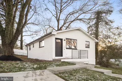 5117 Emo St, Capitol Heights, MD 20743