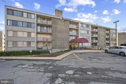 1824 Metzerott Rd #301, Hyattsville, MD 20783