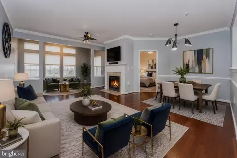 13216 Fox Bow Dr #405, Marlboro, MD 20774