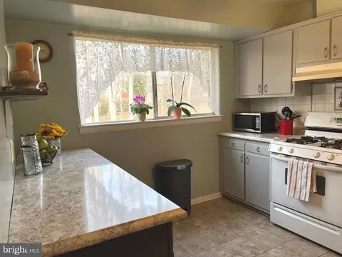 Kitchen - 7018 Redmiles Rd, Laurel, MD 20707 photo 2 of 4