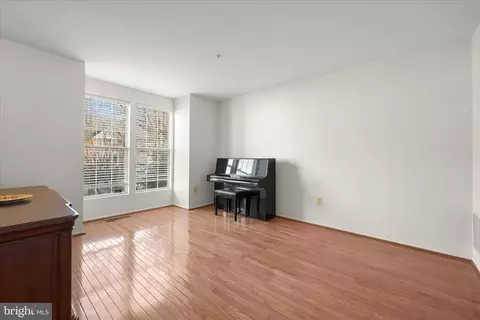 Living - 10789 Kitchener Ct, Bowie, MD 20721 photo 3 of 9