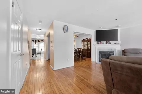 9303 Ispahan Loop, Laurel, MD 20708