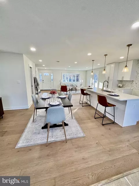 7023 Dolphin Rd, Lanham, MD 20706 photo 9