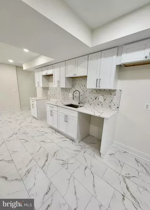 7023 Dolphin Rd, Lanham, MD 20706 photo 35