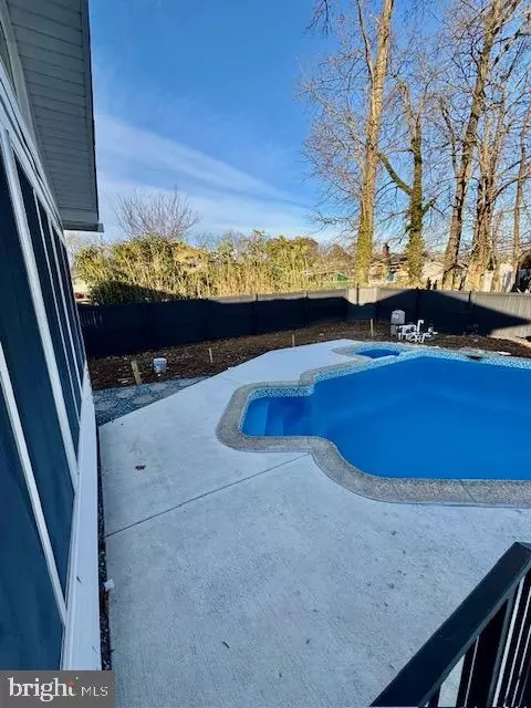 7023 Dolphin Rd, Lanham, MD 20706 photo 42