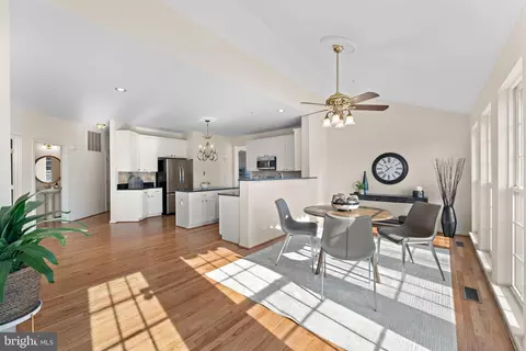 4223 Medallion Dr, Silver Spring, MD 20904 photo 18