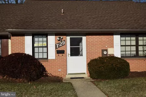 12319 Stonehaven Ln #T-29, Bowie, MD 20715
