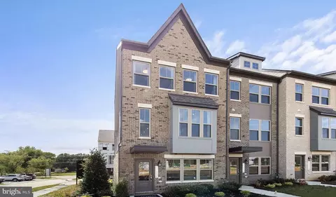 10905 Reunion Ln, Marlboro, MD 20774