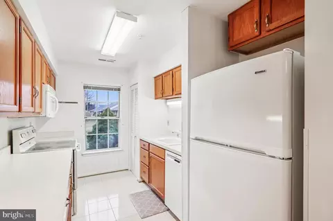 9272 Cherry Ln #75, Laurel, MD 20708 photo 16