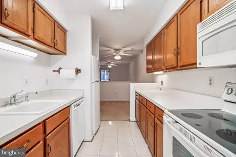 9272 Cherry Ln #75, Laurel, MD 20708 photo 18