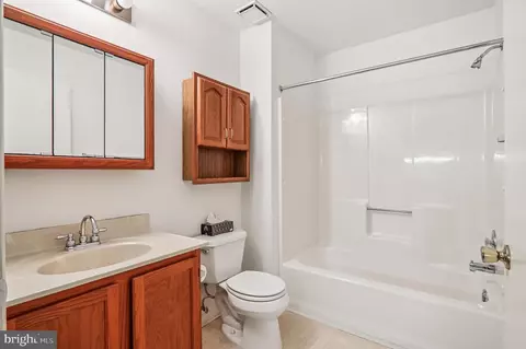 9272 Cherry Ln #75, Laurel, MD 20708 photo 25