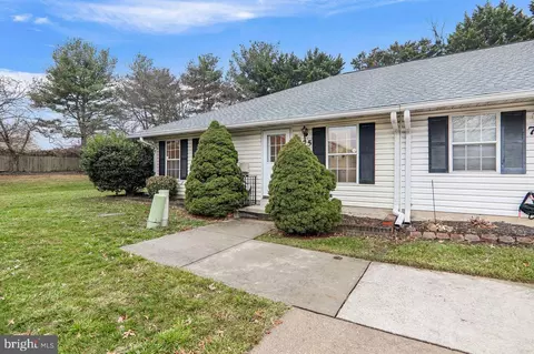 9272 Cherry Ln #75, Laurel, MD 20708 photo 3