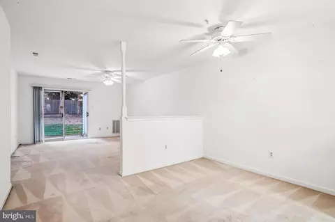 9272 Cherry Ln #75, Laurel, MD 20708 photo 8