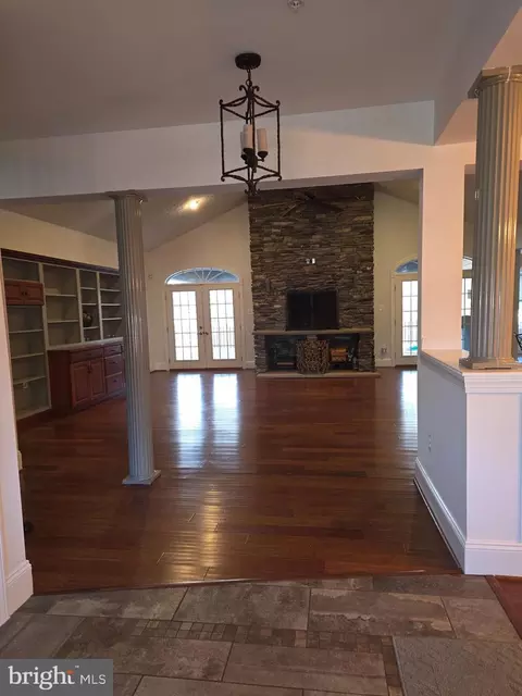 Living - 6707 Burch Hill Rd, Brandywine, MD 20613 photo 1 of 3