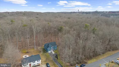 View/Area - 5705 Lincoln Ave, Lanham, MD 20706 photo 6 of 11