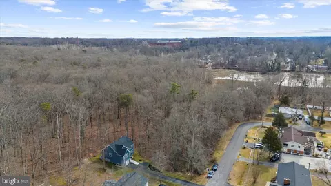 View/Area - 5705 Lincoln Ave, Lanham, MD 20706 photo 8 of 11
