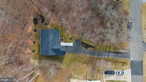 View/Area - 5705 Lincoln Ave, Lanham, MD 20706 photo 3 of 11