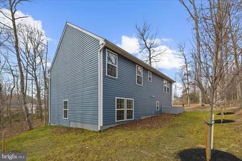 Exterior - 5705 Lincoln Ave, Lanham, MD 20706 photo 7 of 9