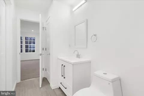 Entry Way - 5705 Lincoln Ave, Lanham, MD 20706 photo 10 of 10