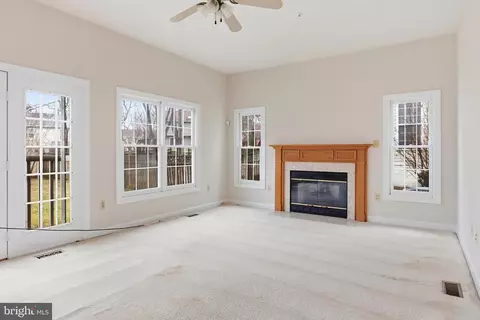 Living - 2207 Arctic Fox Dr, Bowie, MD 20721 photo 4 of 5