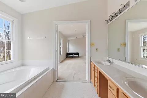 Entry Way - 2207 Arctic Fox Dr, Bowie, MD 20721 photo 7 of 7