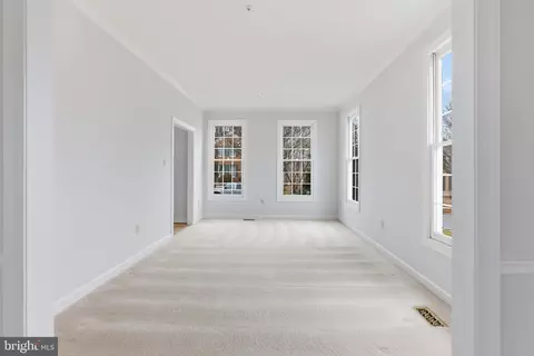 Living - 2207 Arctic Fox Dr, Bowie, MD 20721 photo 2 of 5