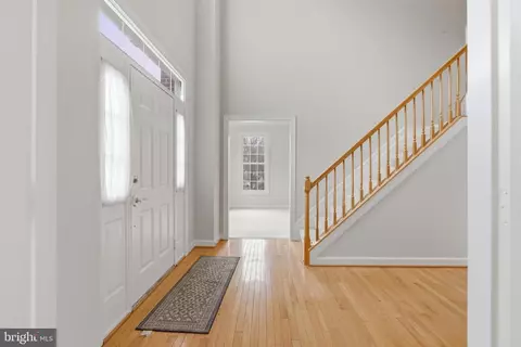 Entry Way - 2207 Arctic Fox Dr, Bowie, MD 20721 photo 2 of 7