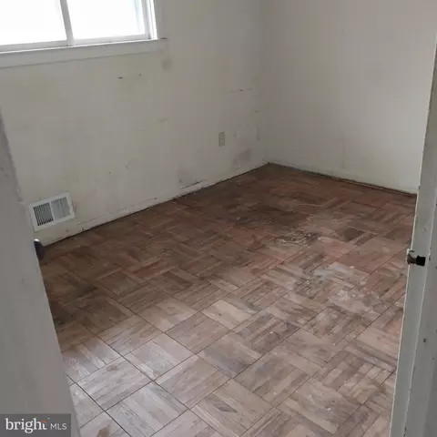 Bedroom - 1010 7th St, Laurel, MD 20707 photo 2 of 2