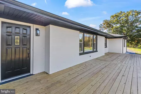 Exterior - 719 Manning Rd E, Accokeek, MD 20607 photo 3 of 3