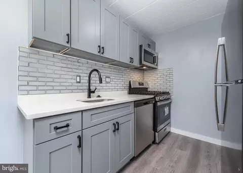 9201 New Hampshire Ave #208, Silver Spring, MD 20903