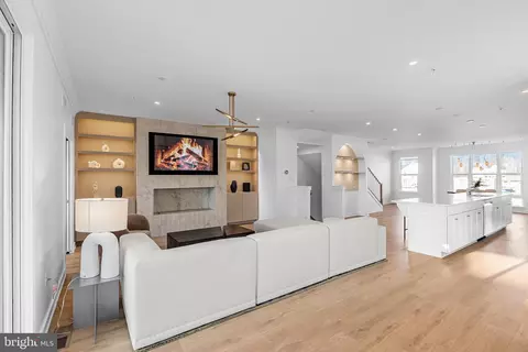 Living - 16013 Hyde Park Pl, Bowie, MD 20716 photo 2 of 3