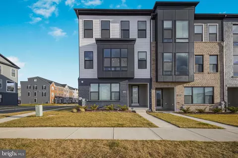 16013 Hyde Park Pl, Bowie, MD 20716