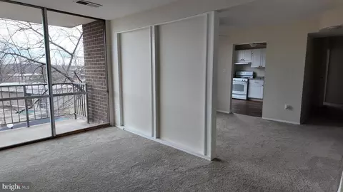 7957 Riggs Rd #7, Hyattsville, MD 20783