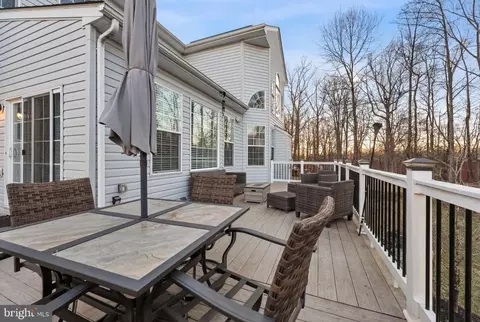 Exterior - 11904 Parallel Rd, Bowie, MD 20720 photo 9 of 20