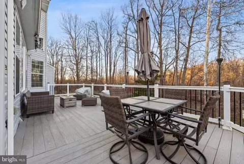 Exterior - 11904 Parallel Rd, Bowie, MD 20720 photo 8 of 20