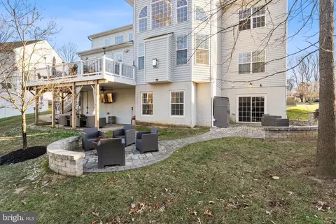 Exterior - 11904 Parallel Rd, Bowie, MD 20720 photo 13 of 20