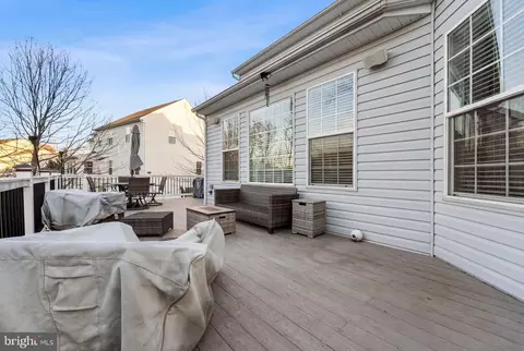 Exterior - 11904 Parallel Rd, Bowie, MD 20720 photo 10 of 20