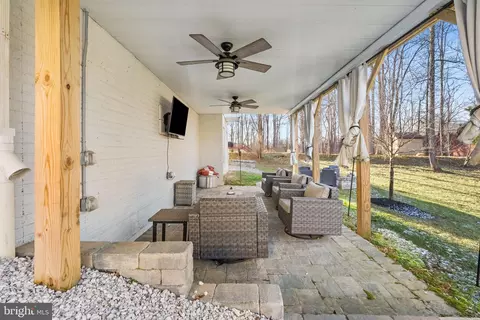 Exterior - 11904 Parallel Rd, Bowie, MD 20720 photo 18 of 20