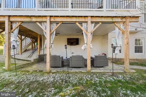 Exterior - 11904 Parallel Rd, Bowie, MD 20720 photo 12 of 20