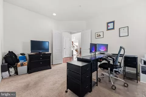 Entry Way - 11904 Parallel Rd, Bowie, MD 20720 photo 9 of 23