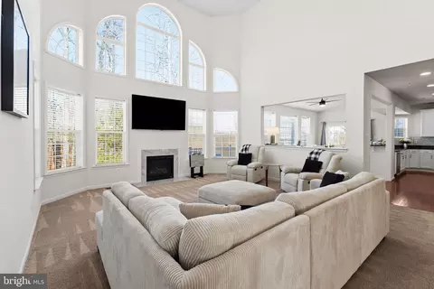Living - 11904 Parallel Rd, Bowie, MD 20720 photo 3 of 3