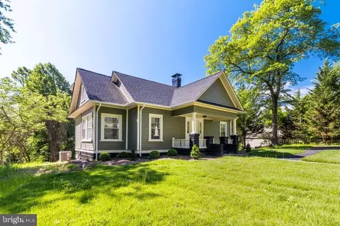9316 Croom Rd, Marlboro, MD 20772